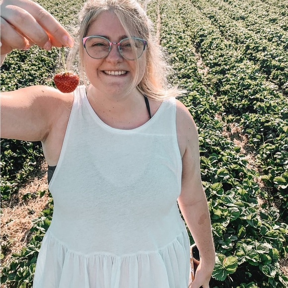 Free People Tank - Picture 2 of 8